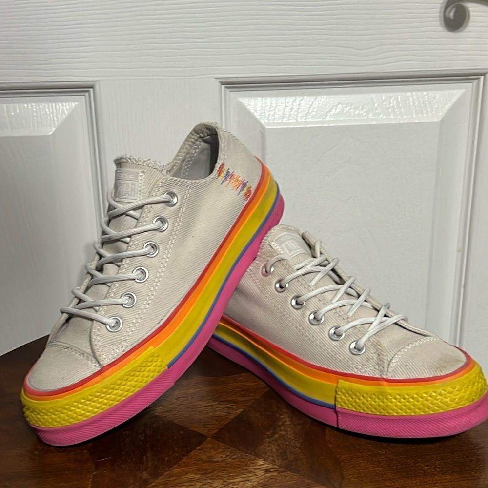 🔥  Converse Chuck Taylor All Star Lift Low Rainbow - Vintage White‎ - Women 6.5